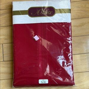 Allure Red Oblong Tablecloth